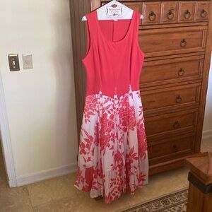 Darling dress!